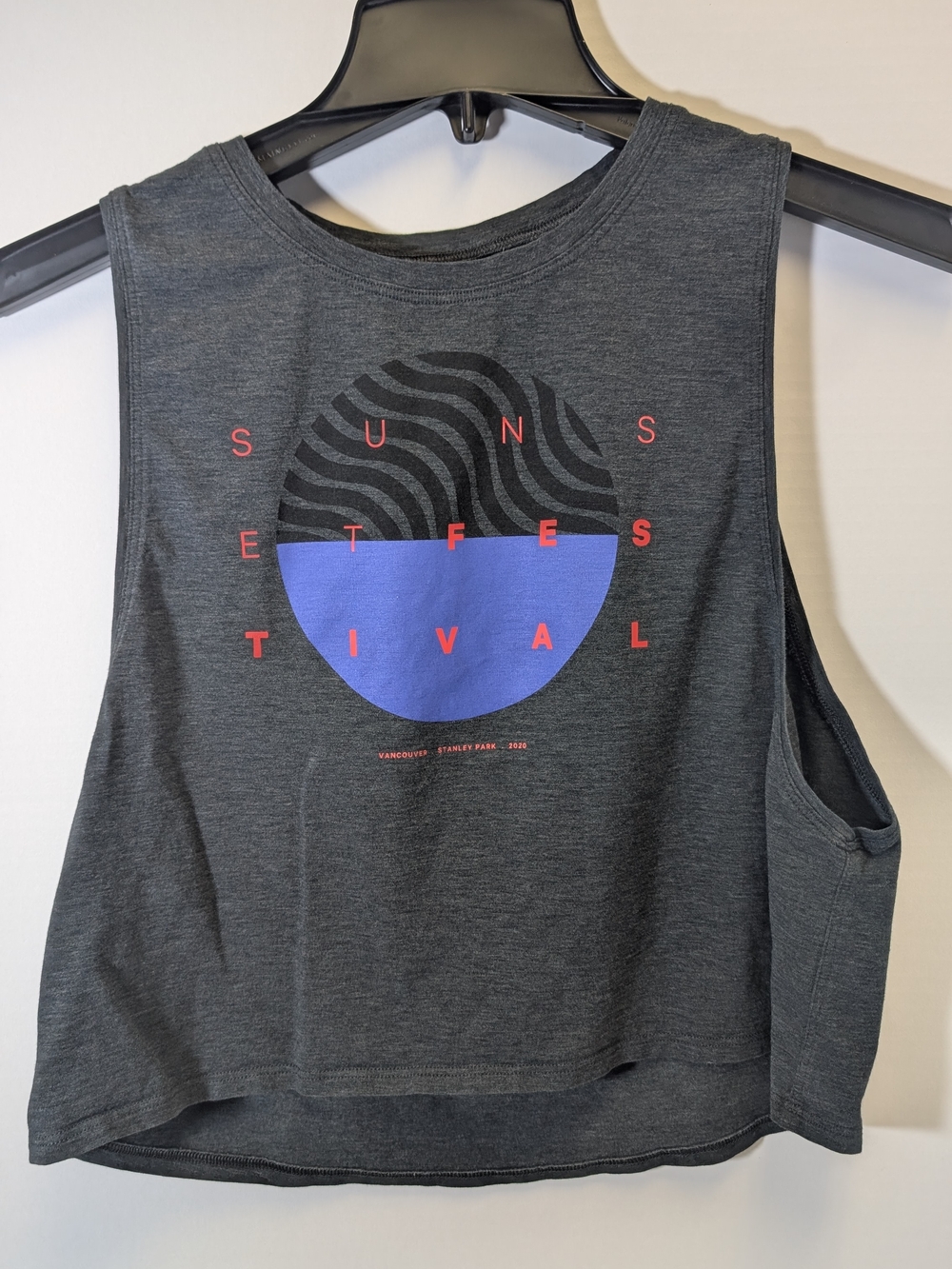 lululemon Charcoal Heather Tank with Blue and Red Graphic Check Measurements S/M